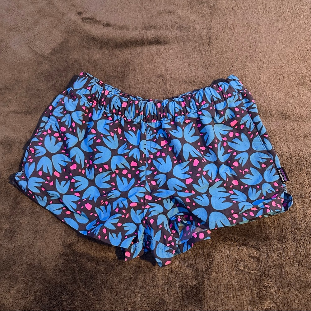 🟢Patagonia Women’s Barely Baggies Shorts 2½" Inseam